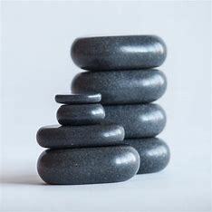 1/2 Hour Back Scrub/Hot Stone Massage